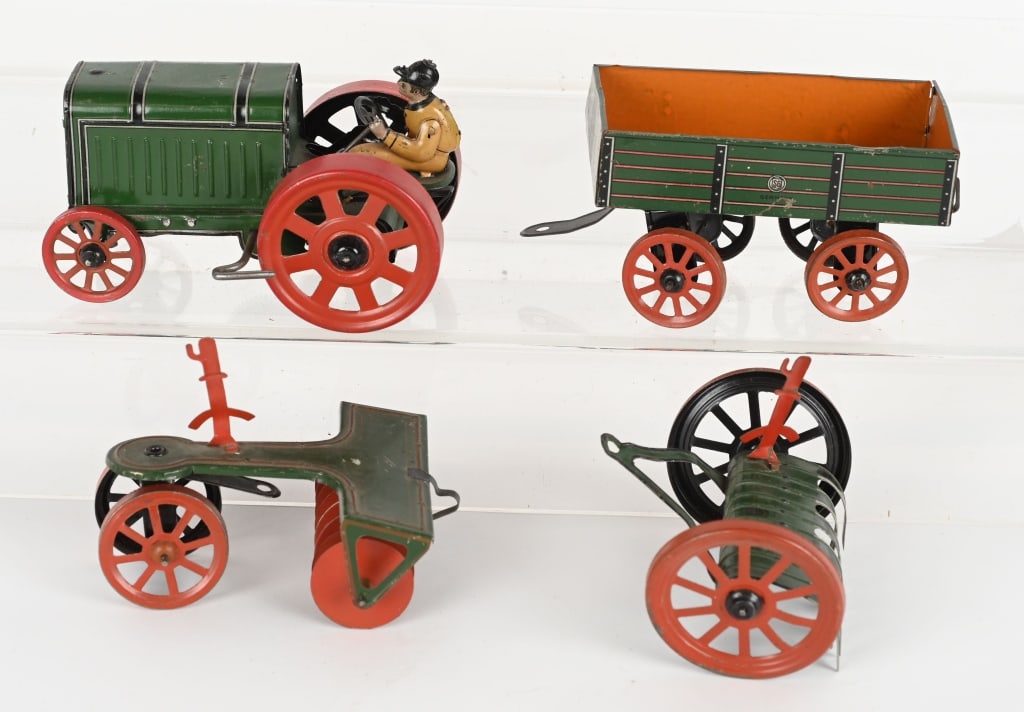 BING TIN WINDUP TRACTOR & ACCESSORIES (1 of 5)