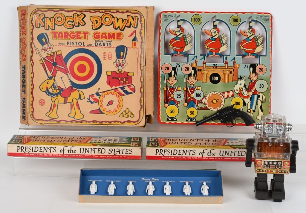 LOT OF TOYS (1 of 7)