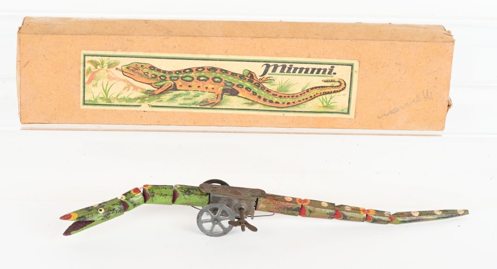 EARLY WOODEN WINDUP MIMMI LIZARD w/ BOX (1 of 3)