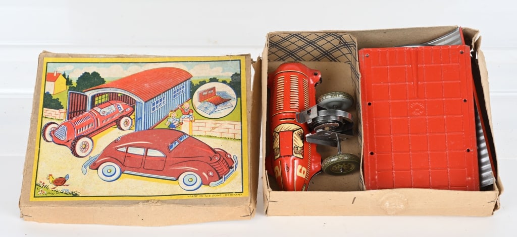 US ZONE GERMANY RACE CAR & GARAGE KIT w/ BOX (1 of 3)