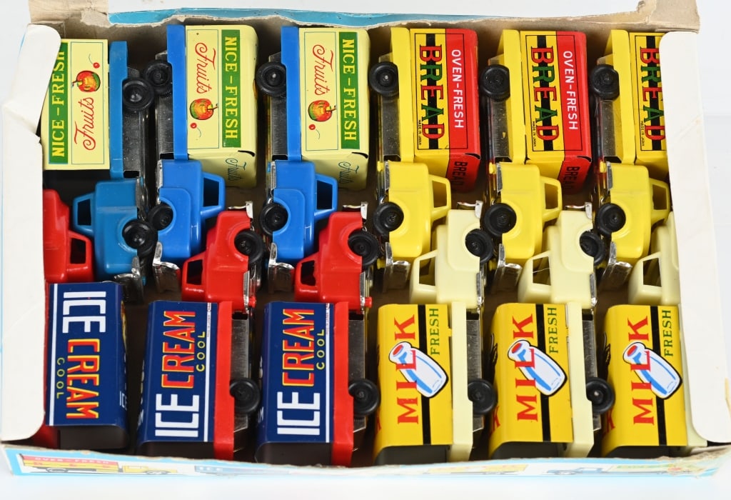 12- TIN FRICTION TRUCKS w/ DISPLAY BOX (1 of 4)