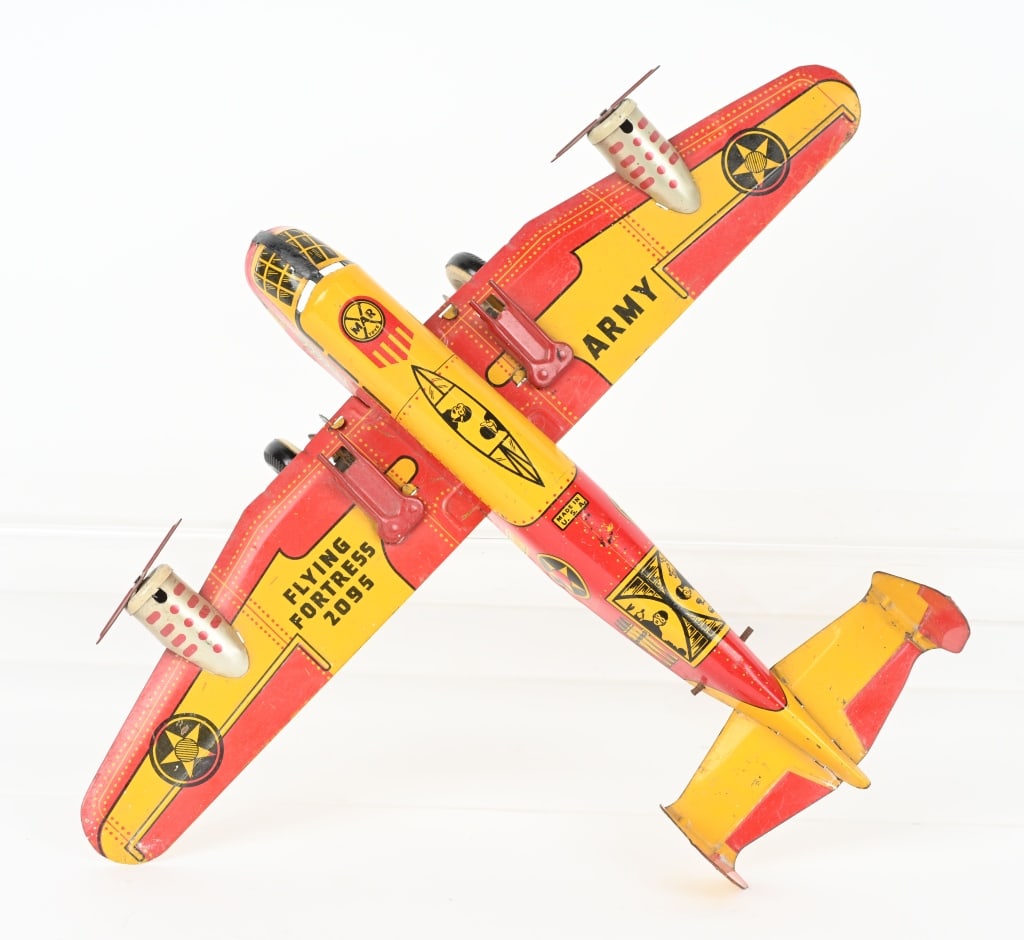 MARX TIN WINDUP FLYING FORTRESS AIRPLANE (1 of 6)
