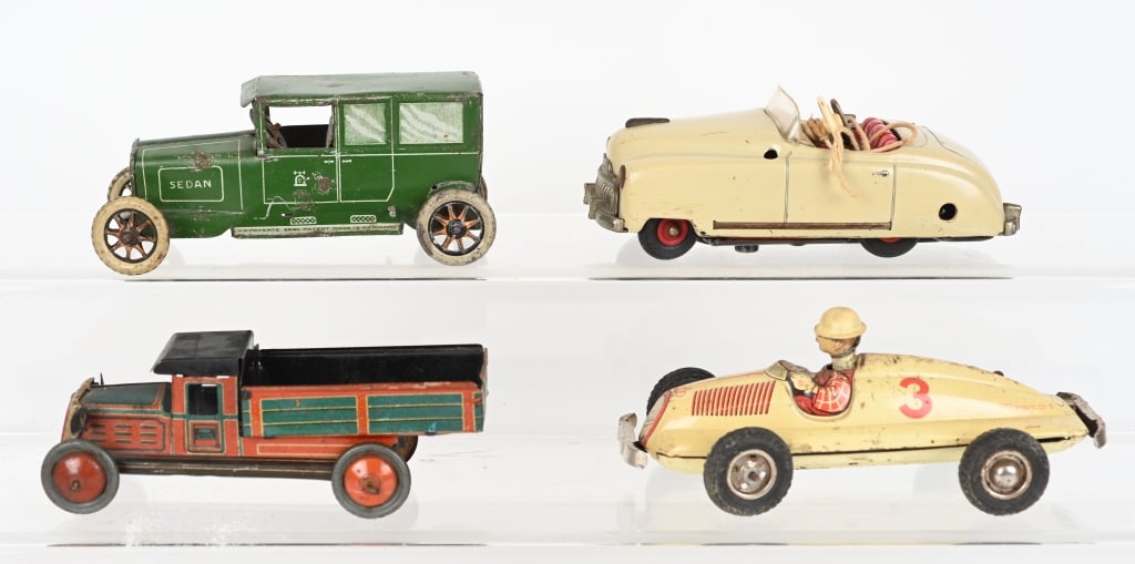 LOT OF GERMAN TOY VEHICLES (1 of 5)