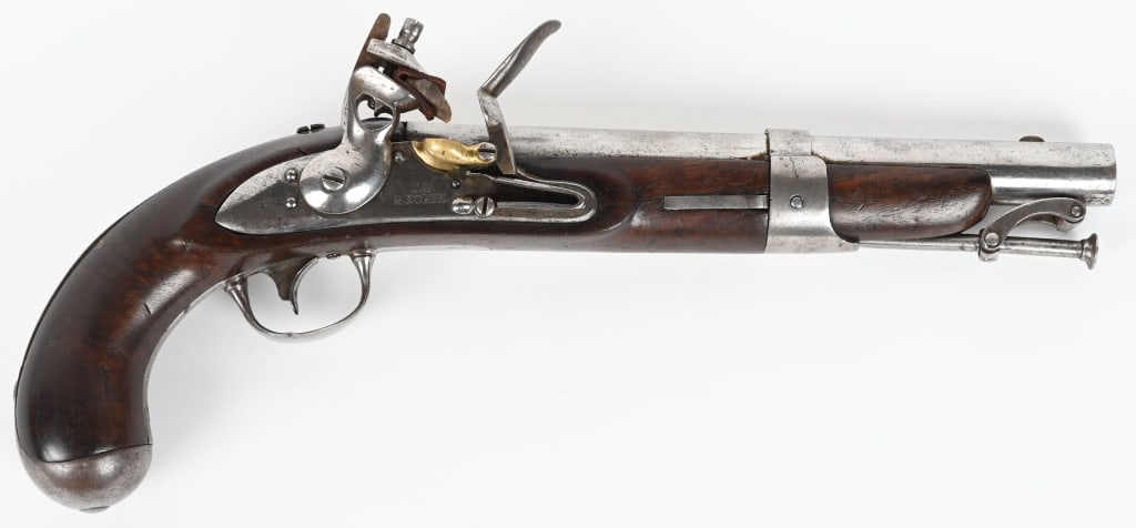 MODEL 1826 SIMEON NORTH NAVY FLINTLOCK PISTOL: BARREL 8 1/2" CALIBER .54. Total production of 3000 between 1826 and 1829. Marked " U.S. OVER S. NORTH" and dated 1828. One piece walnut stock with iron furniture. Swivel pattern ramrod. CONDITION: Co