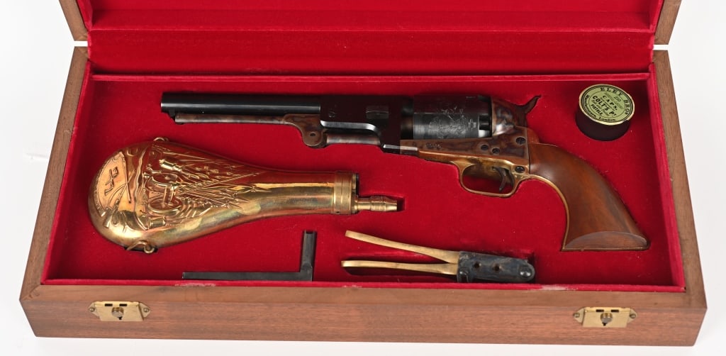 CASED COLT 3RD MODEL BLACKPOWDER DRAGOON: SERIAL 21470, BARREL 7 1/2" CALIBER .44, MFG: 1975. CONDITION: Near mint, unfired. Cased with flask, bullet mold, percussion cap tin and nipple wrench / screw driver. Includes original Colt box with m
