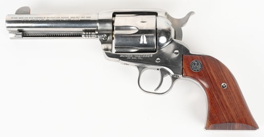 RUGER VAQUERO SINGLE ACTION REVOLVER IN .44 MAG