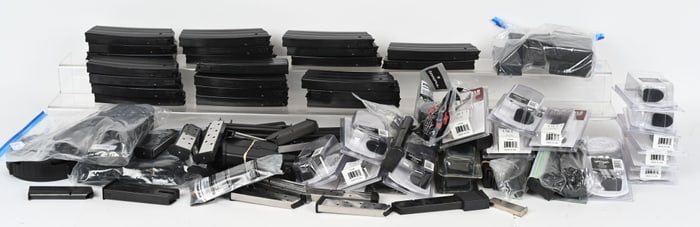 LOT OF VARIOUS RIFLE/PISTOL MAGS