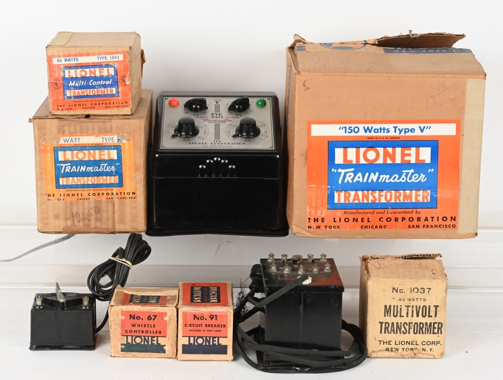 LIONEL TRANSFORMER LOT: Includes Type V - 150, Type R-110, 1041-60, 1037-40. Type K -110, and 1015-45. Also included is No. 67 and No. 91. Most are boxed