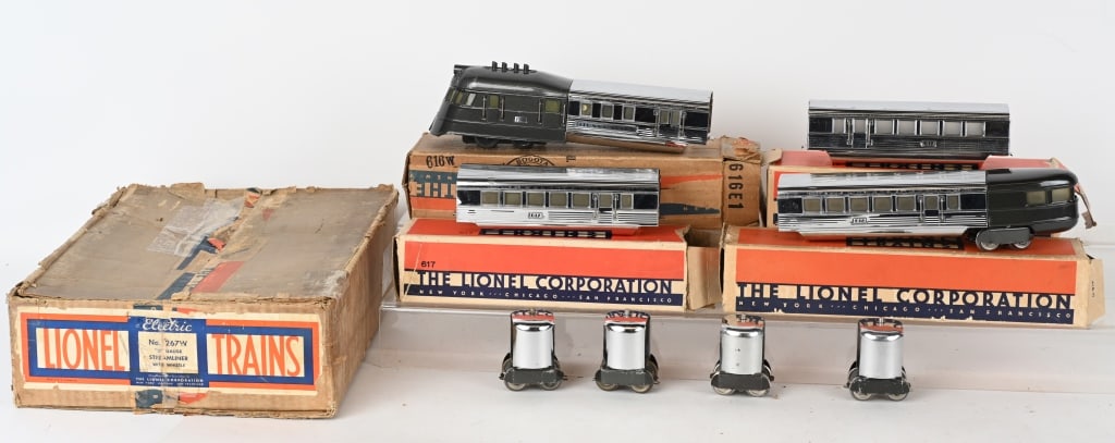 LIONEL 267W FLYING YANKEE SET, w/ BOXES: Lot includes 616E Diesel engine, and cars Nos: 2-617, and 618. All with boxes. Excellent