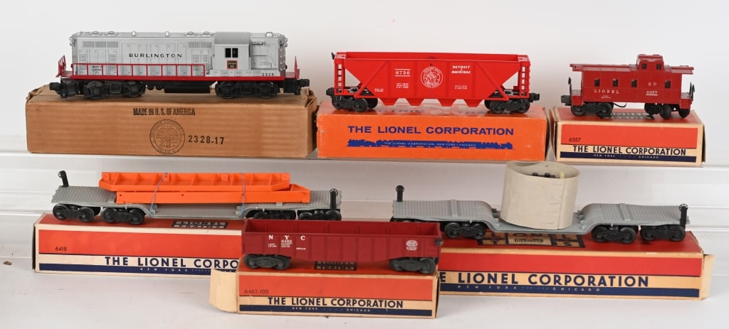 LIONEL 2328 ENGINE & 5 CARS, w/ BOXES: Lot includes 2328 Burlington Diesel, and cars Nos: 6418, 6518, 6462, 6736 and 6357. Excellent