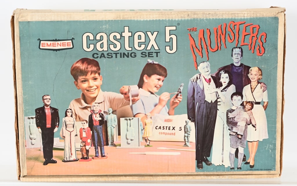 EMENEE 1964 MUNSTERS CASTEX 5 CASTING SET w/ BOX: Scarce 1964 The Munsters casting set with the original colorful box. Looks to be complete. 21" by 14" Excellent