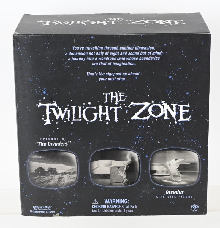 TWILIGHT ZONE THE INVADERS, SEALED IN BOX: 2003 Sideshow Twilight Zone The Invaders Invader Action Figure. Sealed in the box. Near Mint