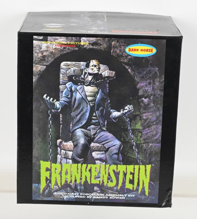 DARK HORSE FRANKENSTEIN MODEL KIT MIB: Dark Horse Frankenstein cold cast porcelain Model Kit. Never assembled in Box. Excellent
