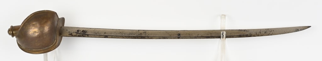 CIVIL WAR US NAVY CUTLASS M1860 DR INSPECTED 186: Civil War U.S. Navy cutlass. This US MODEL 1860 cutlass is in good condition with leather covered wooden grip with original wire wrapping, large brass guard showing some damage. The blade is marked "1