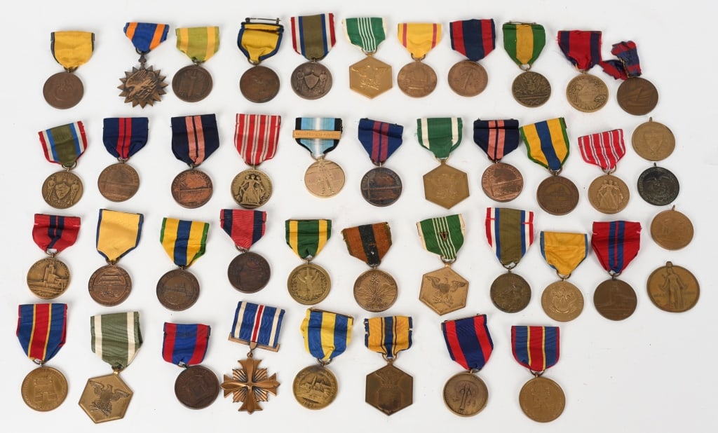 US ARMY / NAVY / MARINE CORPS CAMPAIGN MEDAL LOT: US Campaign medal lot to include 1) (3) US Mexican Border Service Medals 2) US Navy Mexican Service Medal 3) US Marine Mexican Service Medal 4) US Navy 1912 Nicaraguan Campaign Medal 5) US N