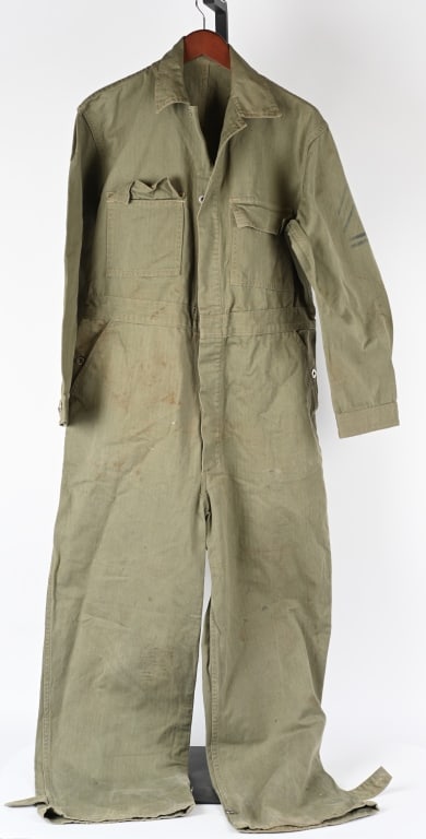 WWII USMC RARE HBT COVERALLS MARINE CORPS WW2: These were only made in a very small quantity and issued through a select distribution network of Marine Corps units. This Modified (HBT) Herringbone Twill one piece coveralls feather the early nickel