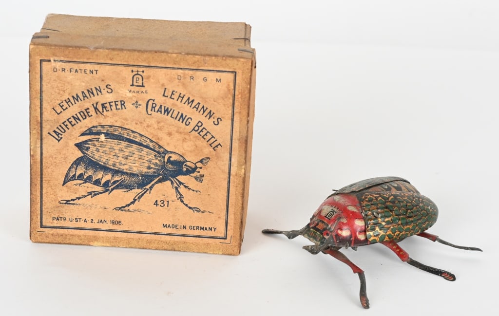 LEHAMNN TIN WINDUP CRAWLING BEETLE w/ BOX (1 of 7)