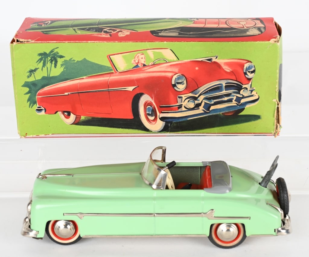 DISTLER TIN WINDUP PACKARD w/ BOX (1 of 9)