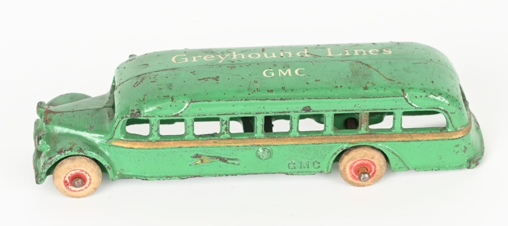 ARCADE CAST IRON GMC GREYHOUND LINES BUS (1 of 6)