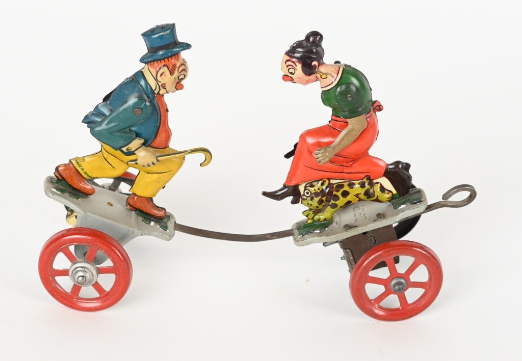 NIFTY TIN WINDUP MAGGIE & JIGGS PLATFORM TOY (1 of 3)