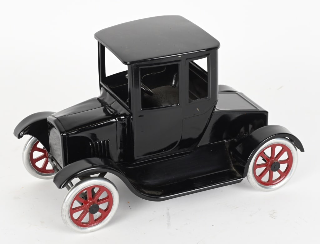 BUDDY L PRESSED STEEL FLIVVER COUPE (1 of 5)