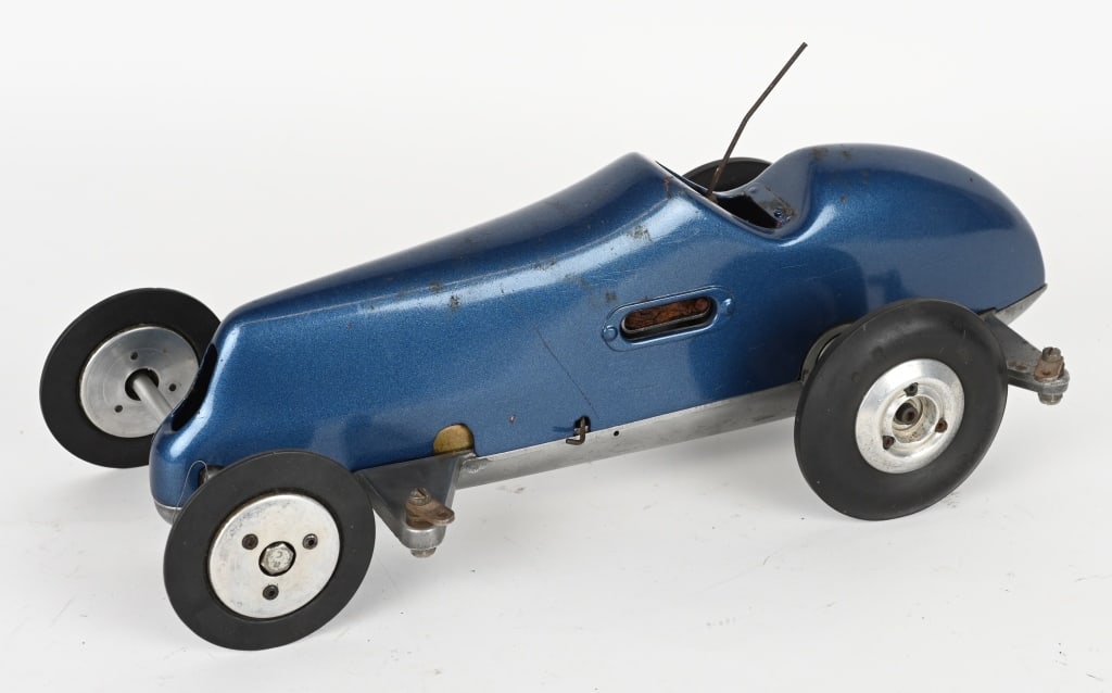 DOOLING ARROW TETHER GAS POWERED RACER (1 of 6)