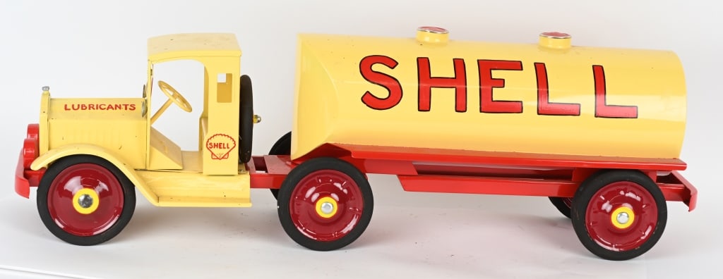 KEYSTONE CUSTOM SHELL TANK TRUCK (1 of 5)