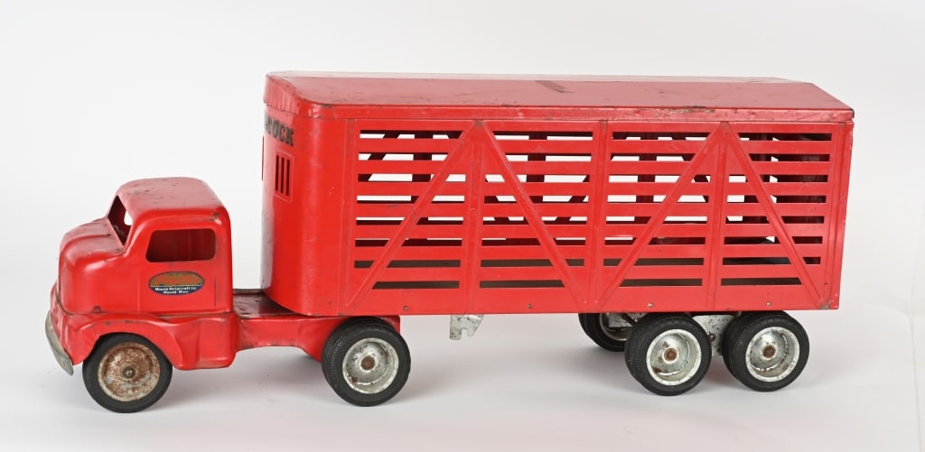 1953 TONKA LIVESTOCK SEMI TRUCK (1 of 4)