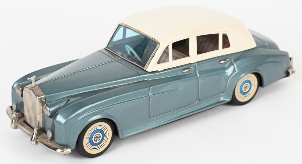 jAPAN TIN FRICTION ROLLS ROYCE SILVER CLOUD (1 of 5)