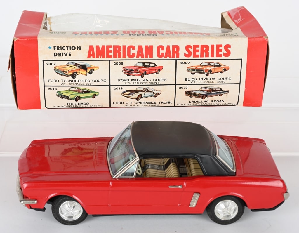 BANDAI TIN FRICTION FORD MUSTANG w/ BOX (1 of 8)