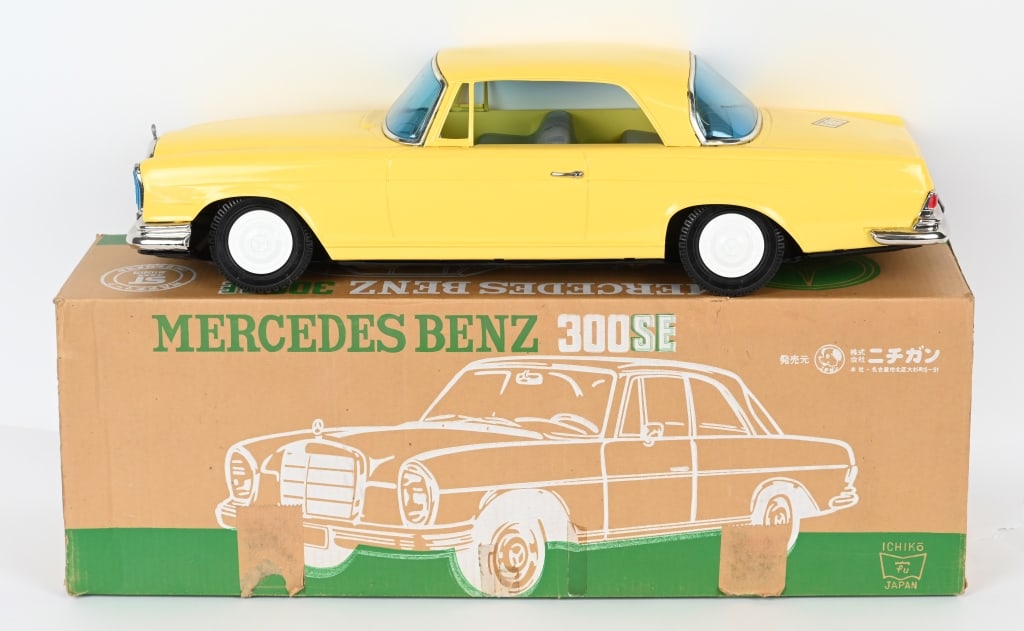 ICHIKO TIN FRICTION MERCEDES BENZ w/ BOX (1 of 5)