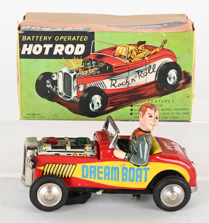 JAPAN BATTERY OP HOT ROD w/ BOX (1 of 9)