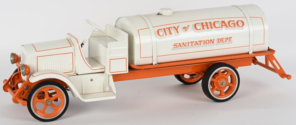 CUSTOM STEELCRAFT CHICAGO SANITATION TRUCK (1 of 5)