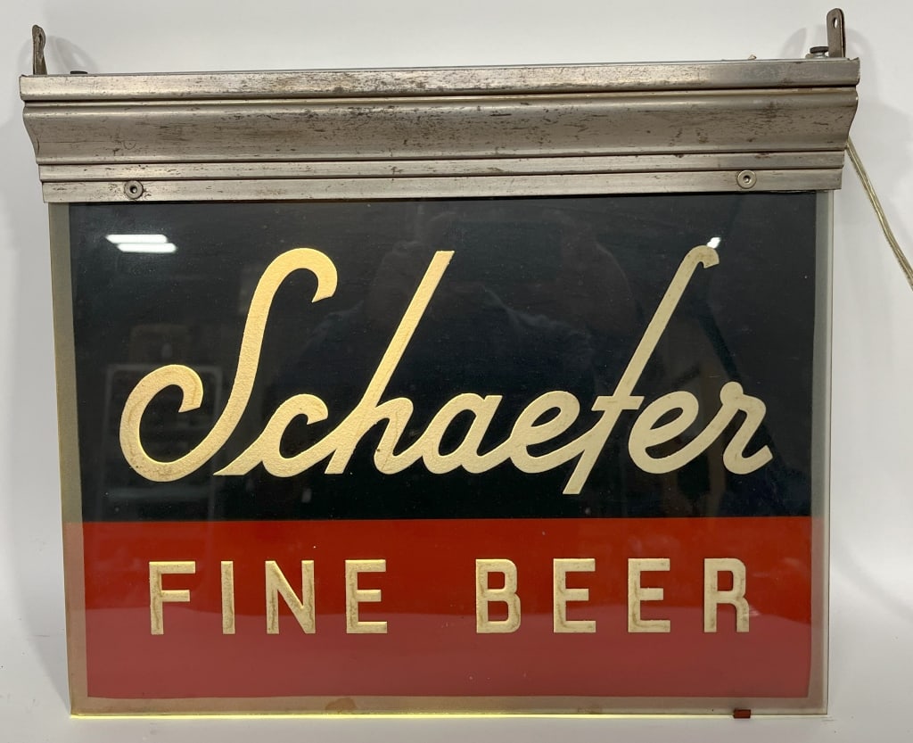 SCHAEFER FINE BEER LIGHTUP SIGN (1 of 2)