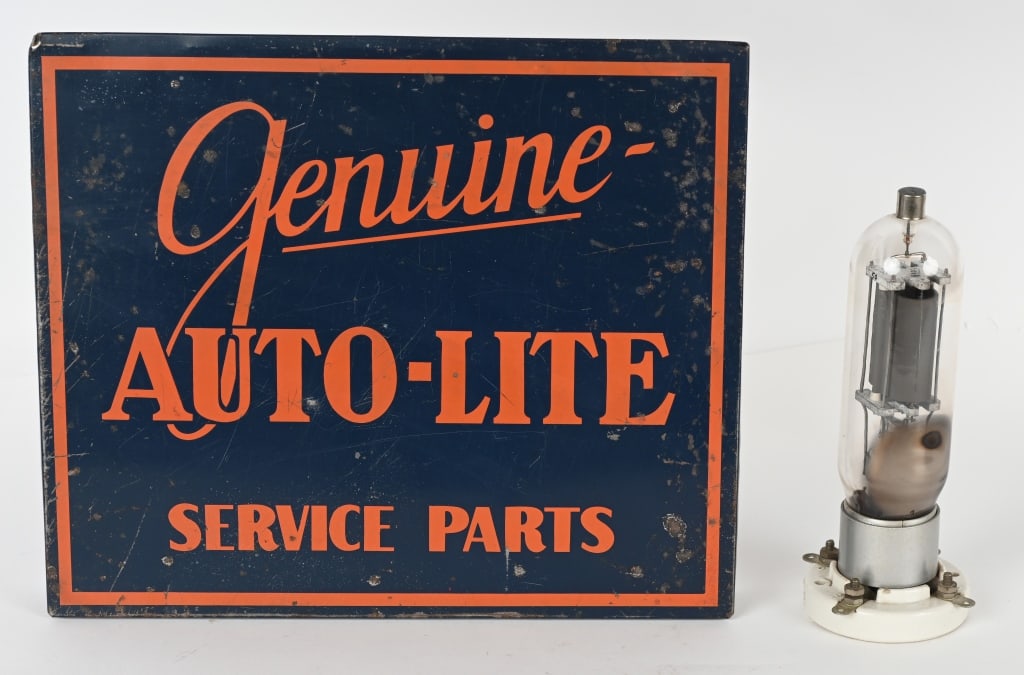 AUTO-LITE SERVICE PARTS BOX & MORE (1 of 6)