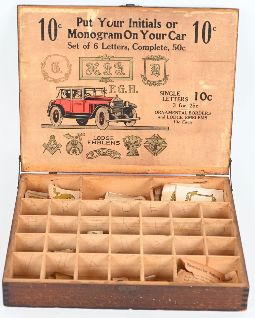 VINTAGE AUTOMOBILE MONOGRAM SET w/ BOX (1 of 4)