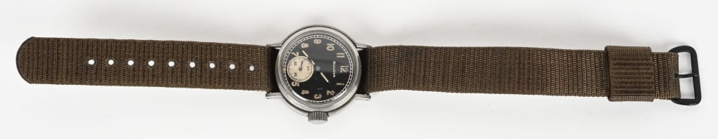 WWII US ORDNANCE BULUVA WRISTWATCH 10AK WW2: Extremely nice Bulova 10AK 15 jewel, World War II Ordinance Watch. Beautiful dial some finish loss to the hands on this watch. Winds smoothly and keeps great time. 31mm case not including crown. 16mm 