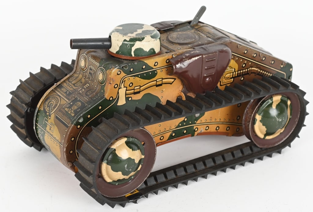 MARX TIN WINDUP E12 CLIMBING TANK (1 of 4)
