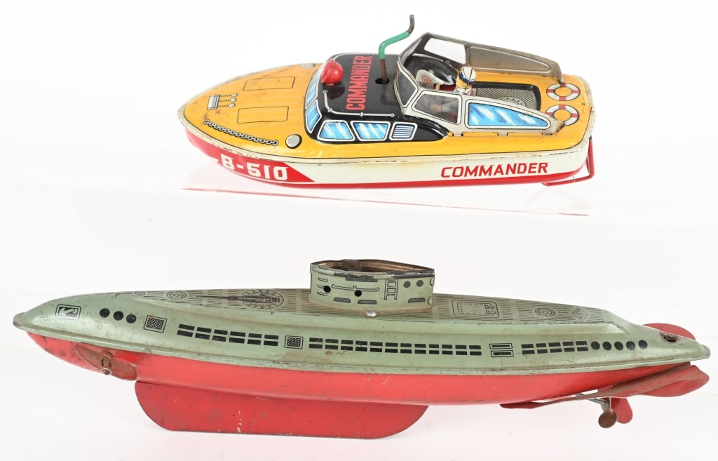 JAPAN TIN BOAT & WOLVERINE TIN SUBMARINE (1 of 6)