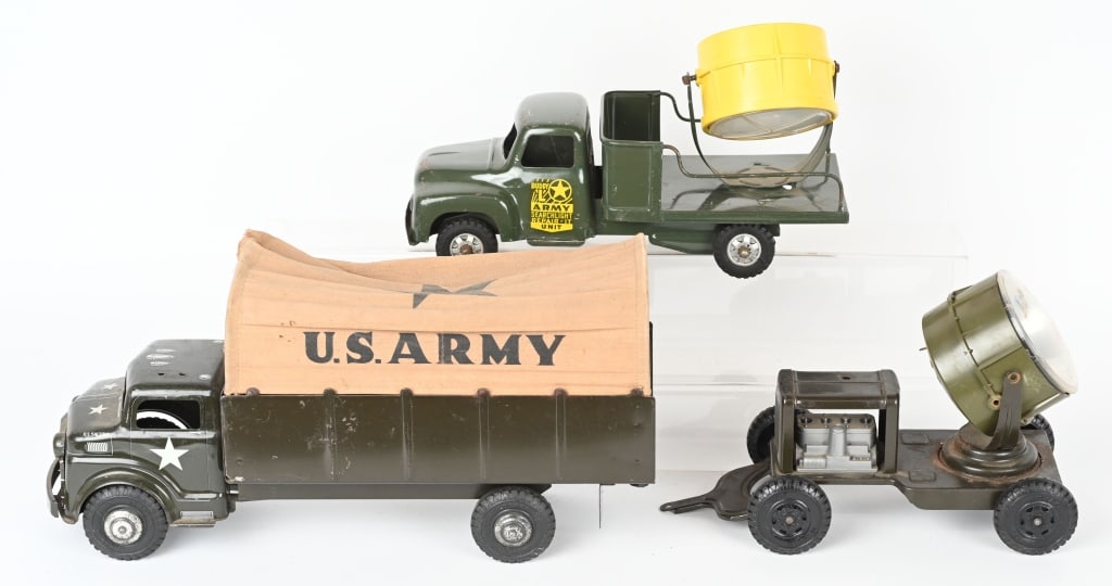 MARX & BUDDY L ARMY SEARCHLIGHT TRUCKS (1 of 7)