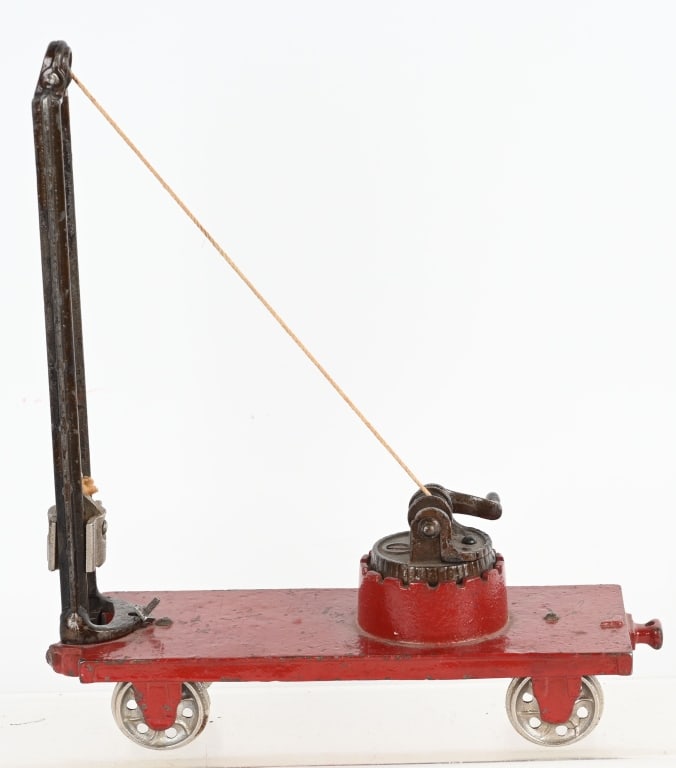 ARCADE CAST IRON PILE DRIVER (1 of 3)