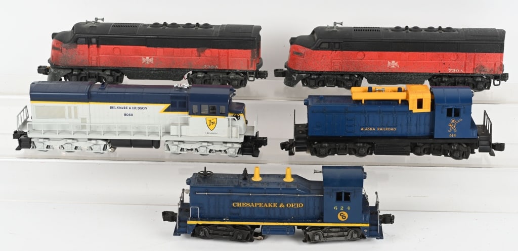 5- LIONEL DIESEL ENGINES: Lot includes Bessemer A&B units, Delaware & Hudson 8050, Alaska Railroad 614, and Chesapeake & Ohio 624. Condition varies. AS-IS