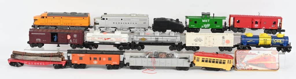 14- LIONEL O GAUGE ROLLING STOCK, ENGINES & MORE (1 of 9)