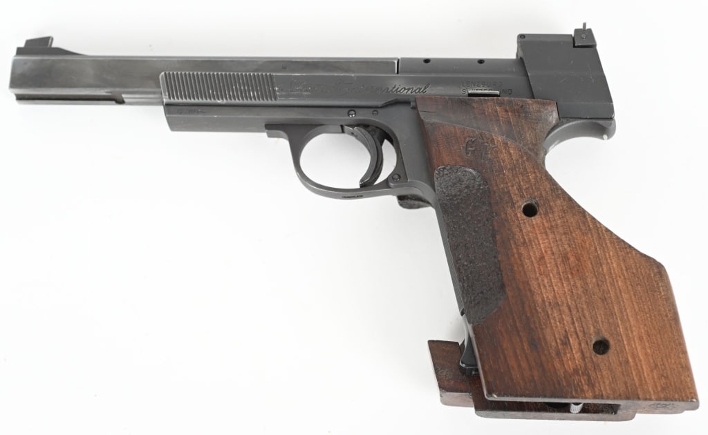 HAMMERLI INTERNATIONAL SEMI AUTO TARGET PISTOL: SERIAL NUMBER: G39379. BARREL: 5-3/4". CALIBER: .22LR. MANUFACTURED: 1983. Made in Switzerland for Olympic style pistol shooting. Commercial proofs. Blade front sight, with adjustable u-notch rear. Fa