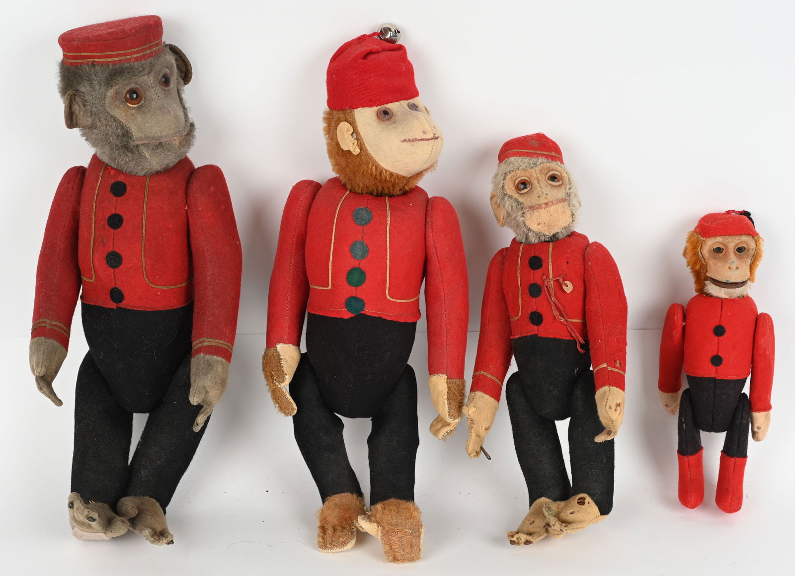 4- SCHUCO YES NO BELLHOP MONKEYS (1 of 5)