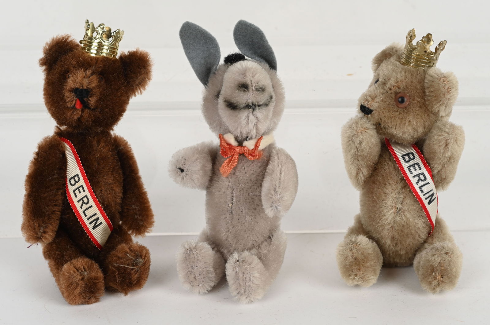 SCHUCO YES NO BERLIN BEARS & DONKEY (1 of 3)