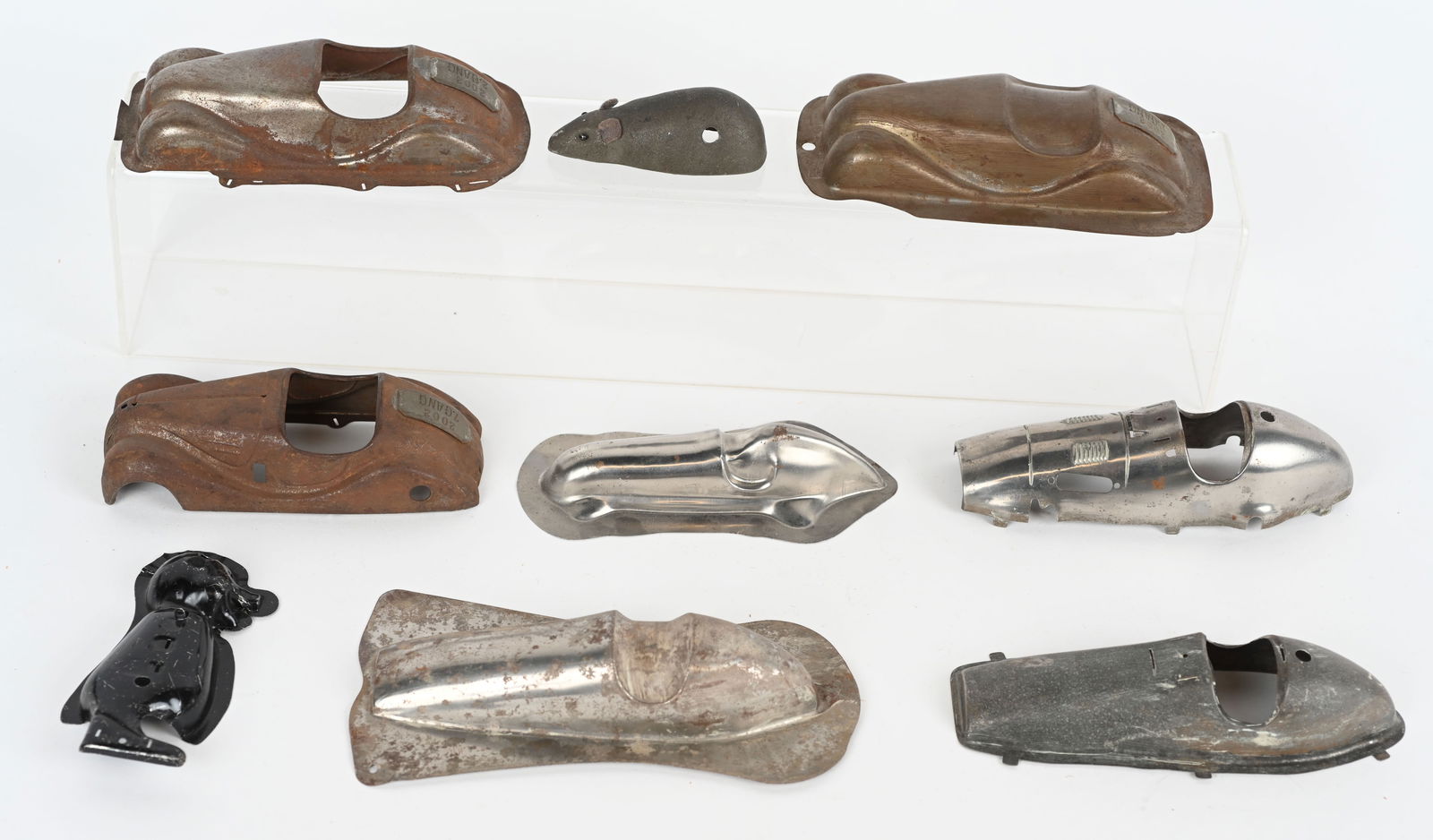 LOT OF SCHUCO MOLDS & CASTINGS (1 of 4)