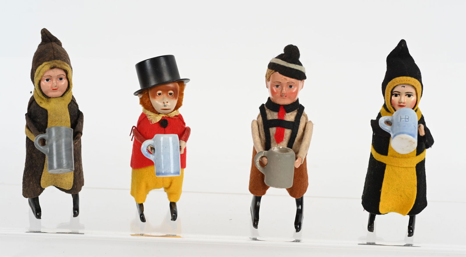 4- SCHUCO WINDUP FIGURES WITH BEER STEINS (1 of 5)