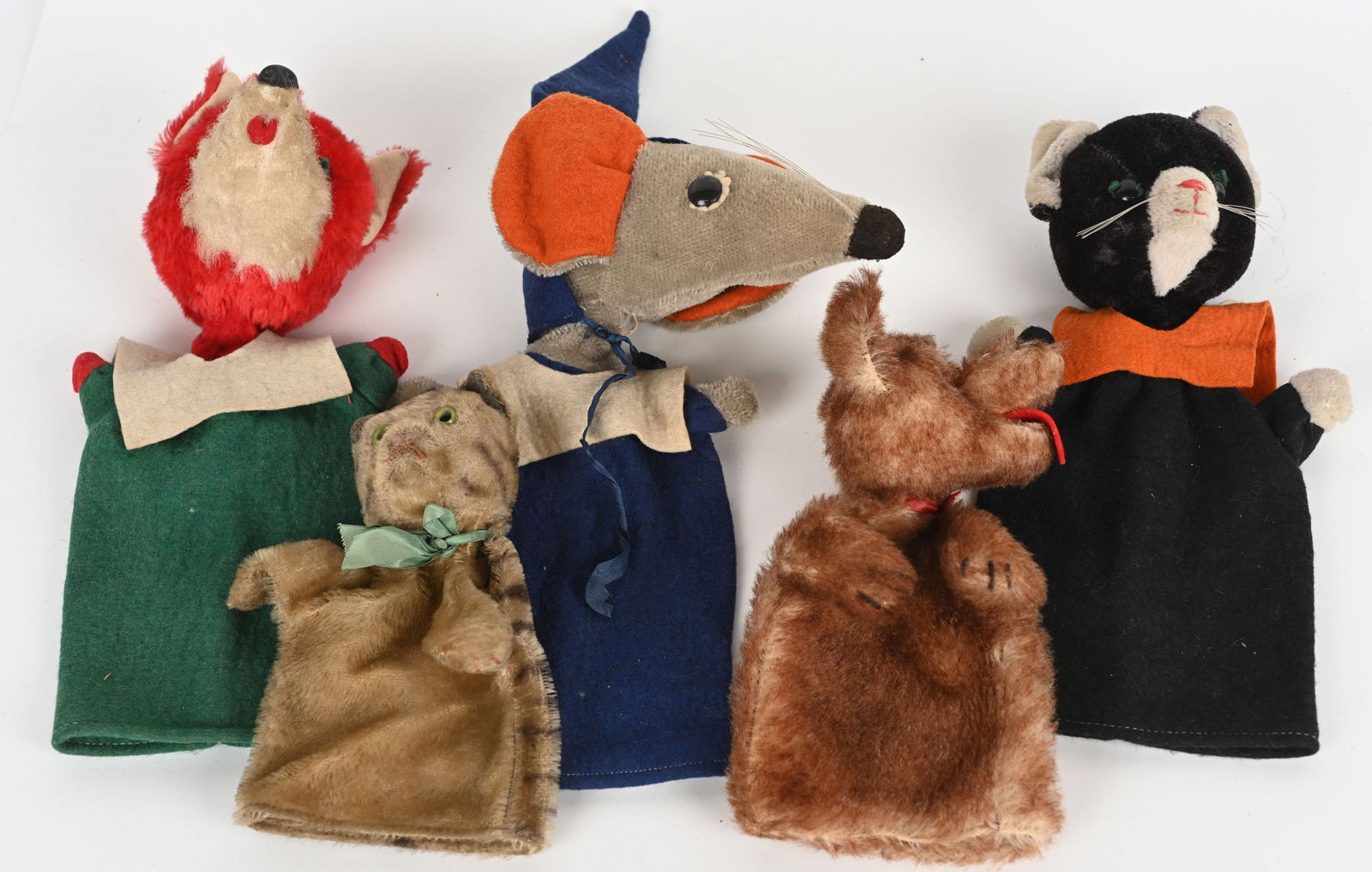 5- SCHUCO PUPPETS (1 of 6)