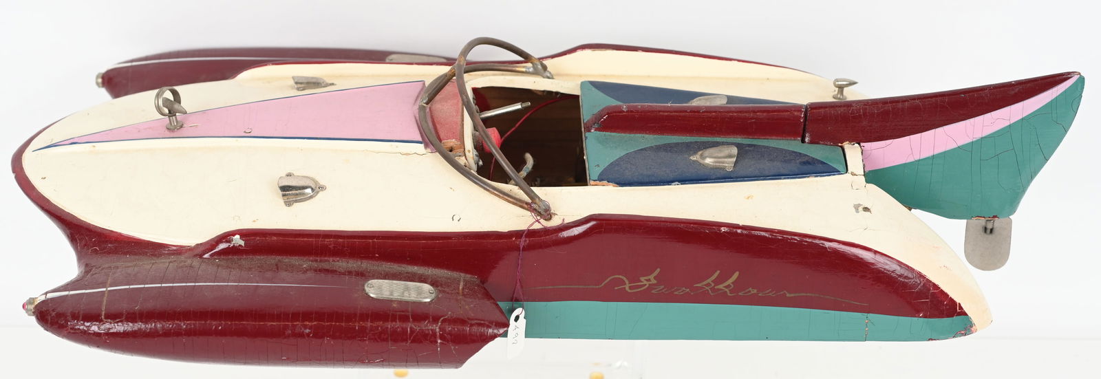 JAPAN BATTERY OP WOODEN FUTURISTIC BOAT (1 of 4)